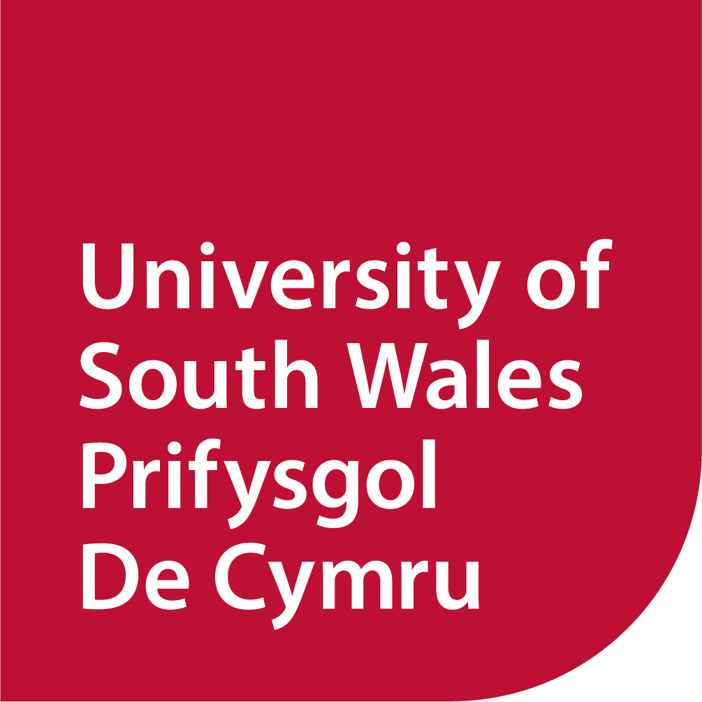 Logo Prifysgl De Cymru ar gefndir coch tywyll