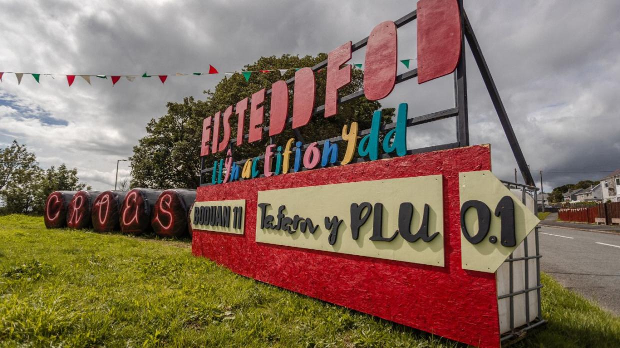 Baner Croeso