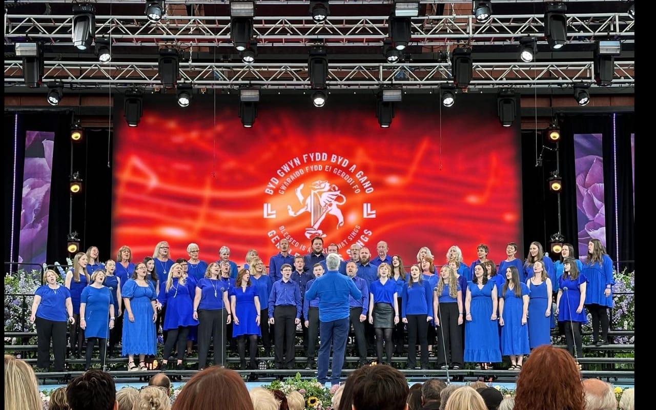 Côr Ni Eisteddfod Llangollen